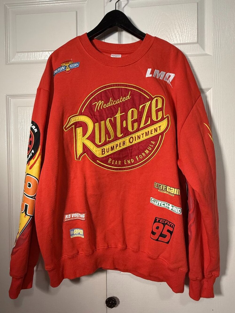 Disney Cars Lightning McQueen Rust-eze Racing Crewneck Sweatshirt Large